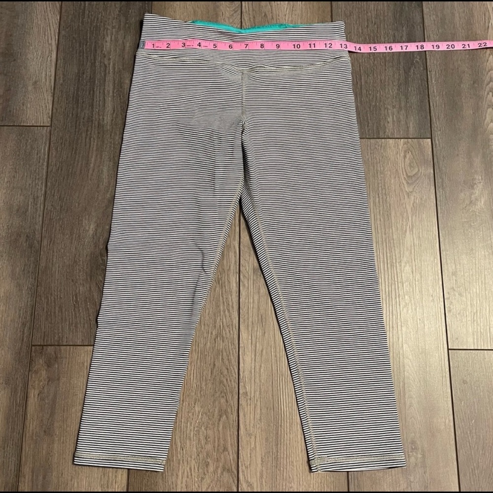 Athletic Capris Bundle - Picture 13 of 15